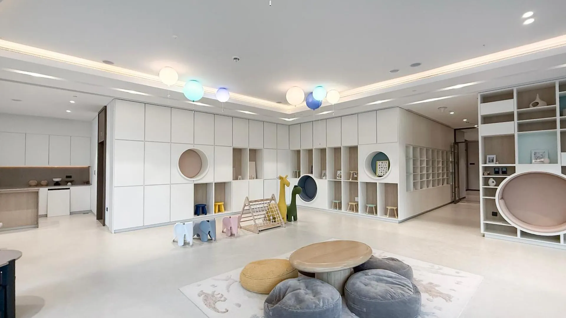 Apartment Skyhigh 2Br Burj Views Steps To Dubai Mall