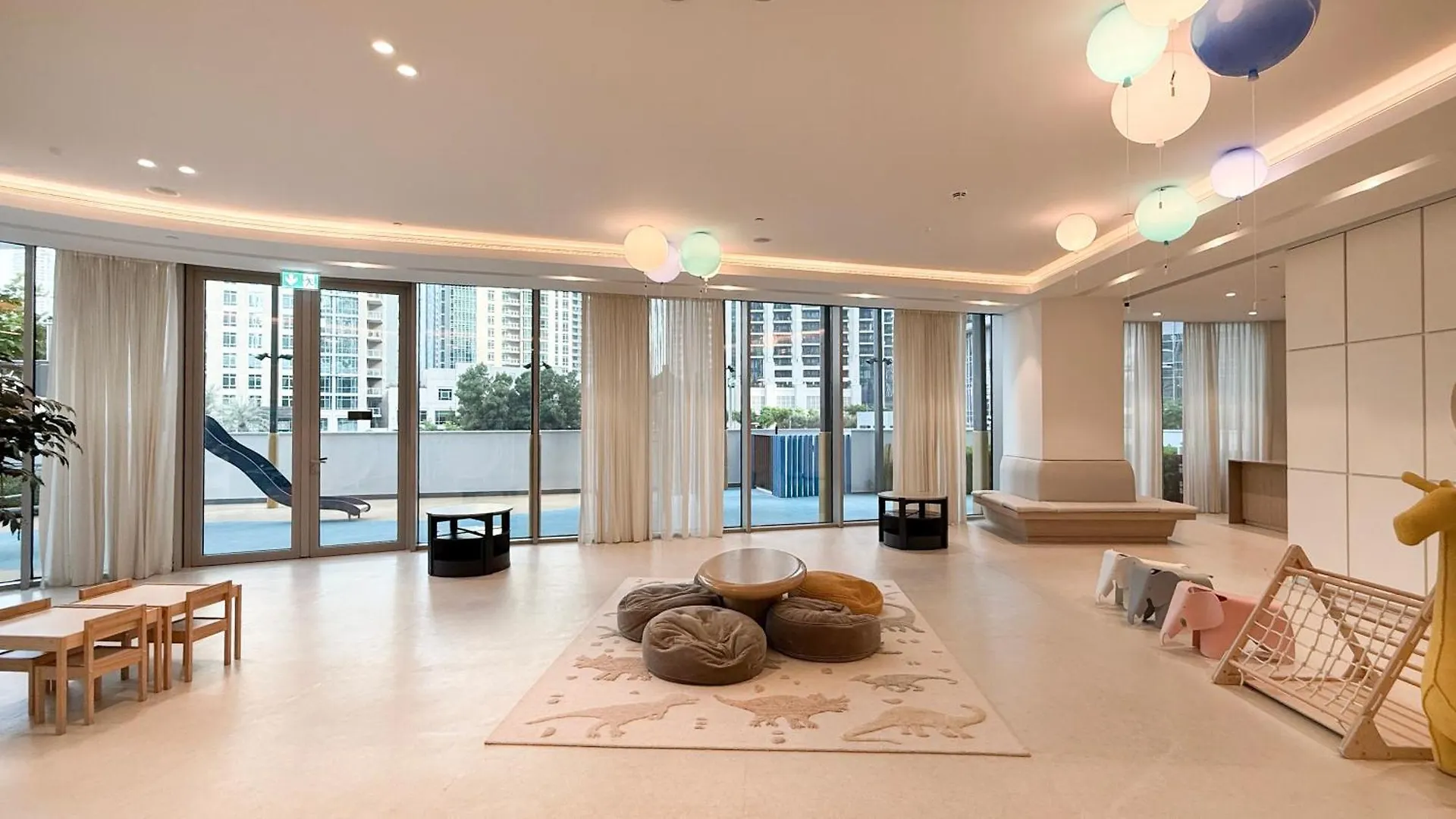 Apartment Skyhigh 2Br Burj Views Steps To Dubai Mall
