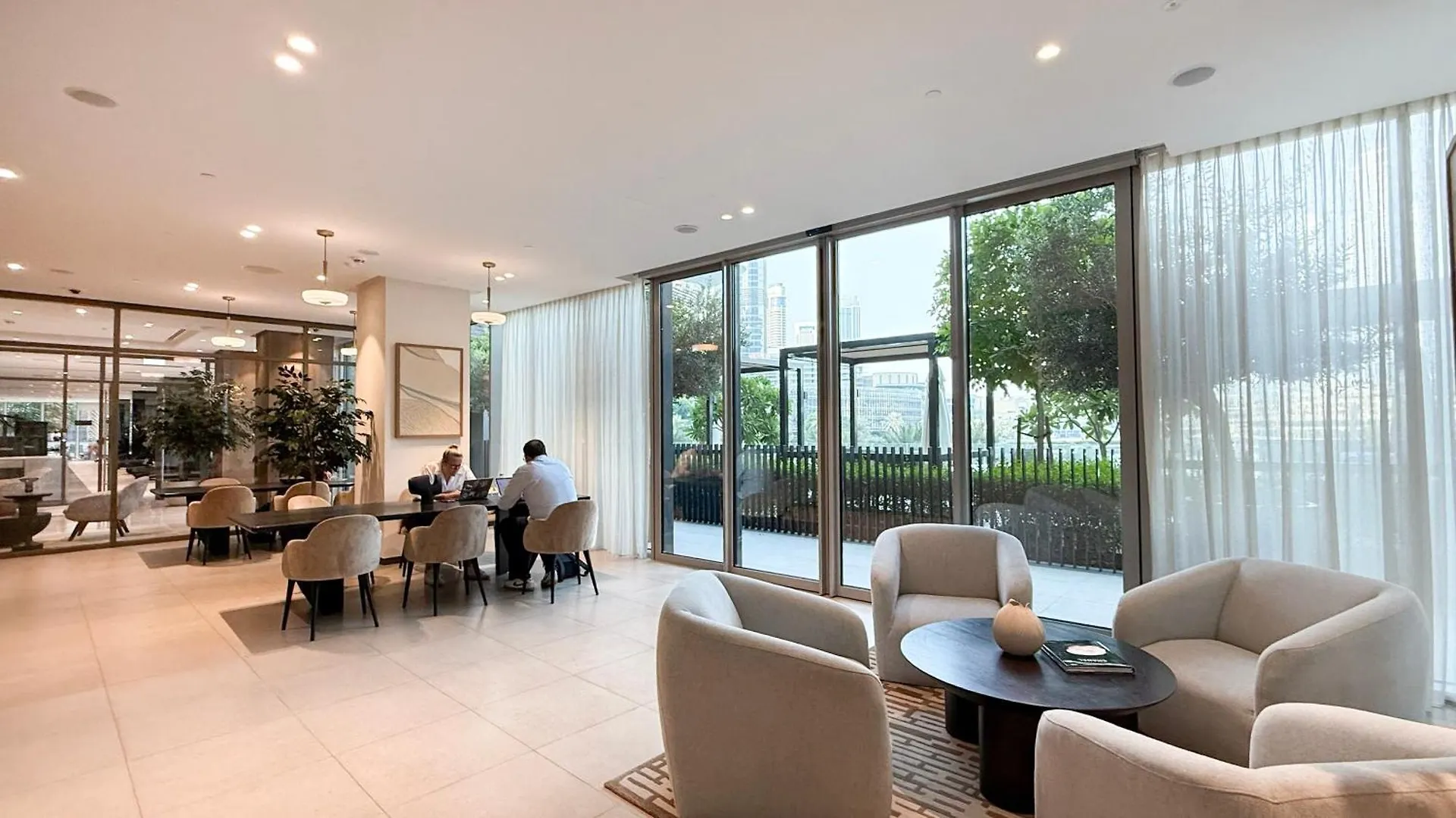 Skyhigh 2Br Burj Views Steps To Dubai Mall 0*,