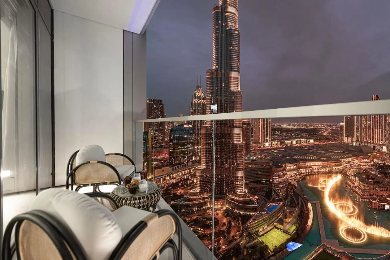 Skyhigh 2Br Burj Views Steps To Dubai Mall United Arab Emirates