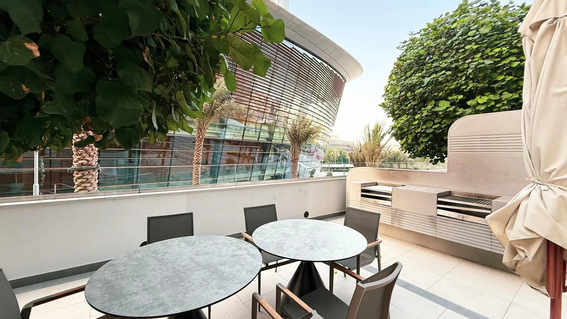 Skyhigh 2Br Burj Views Steps To Dubai Mall 0*,  United Arab Emirates