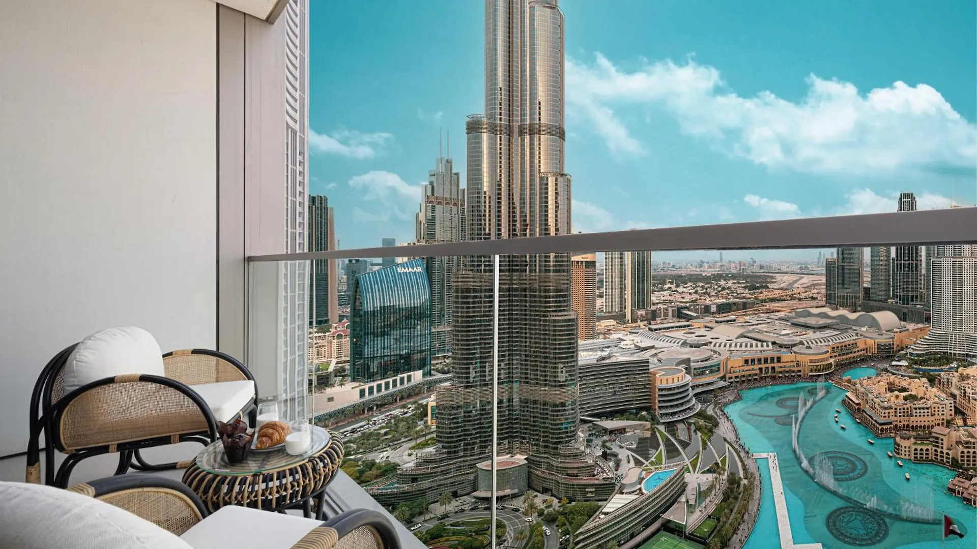 Skyhigh 2Br Burj Views Steps To Dubai Mall Apartment