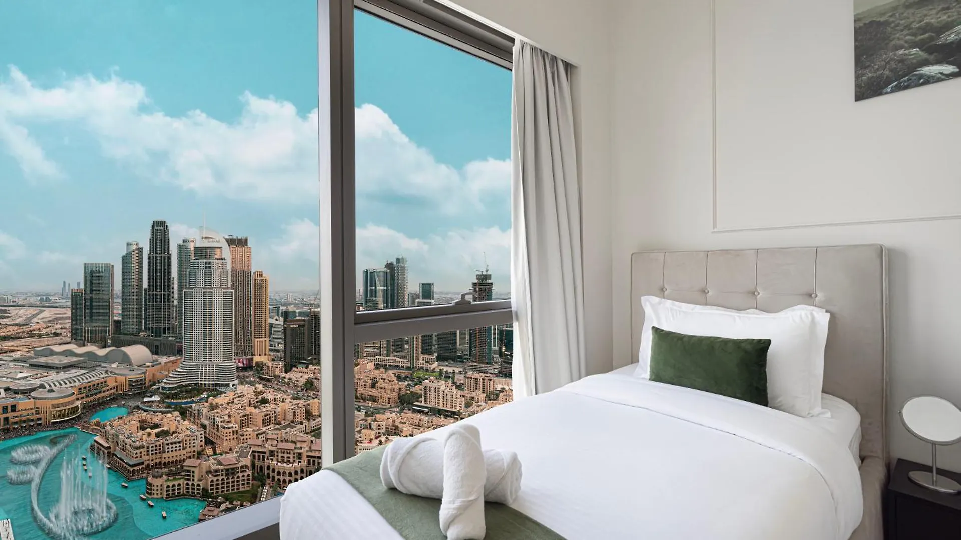 Apartment Skyhigh 2Br Burj Views Steps To Dubai Mall United Arab Emirates